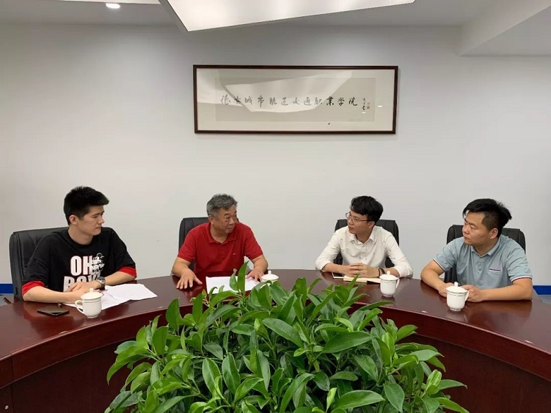 签约 | 公司与上海笑聘网络科技有限公司签订合作协议